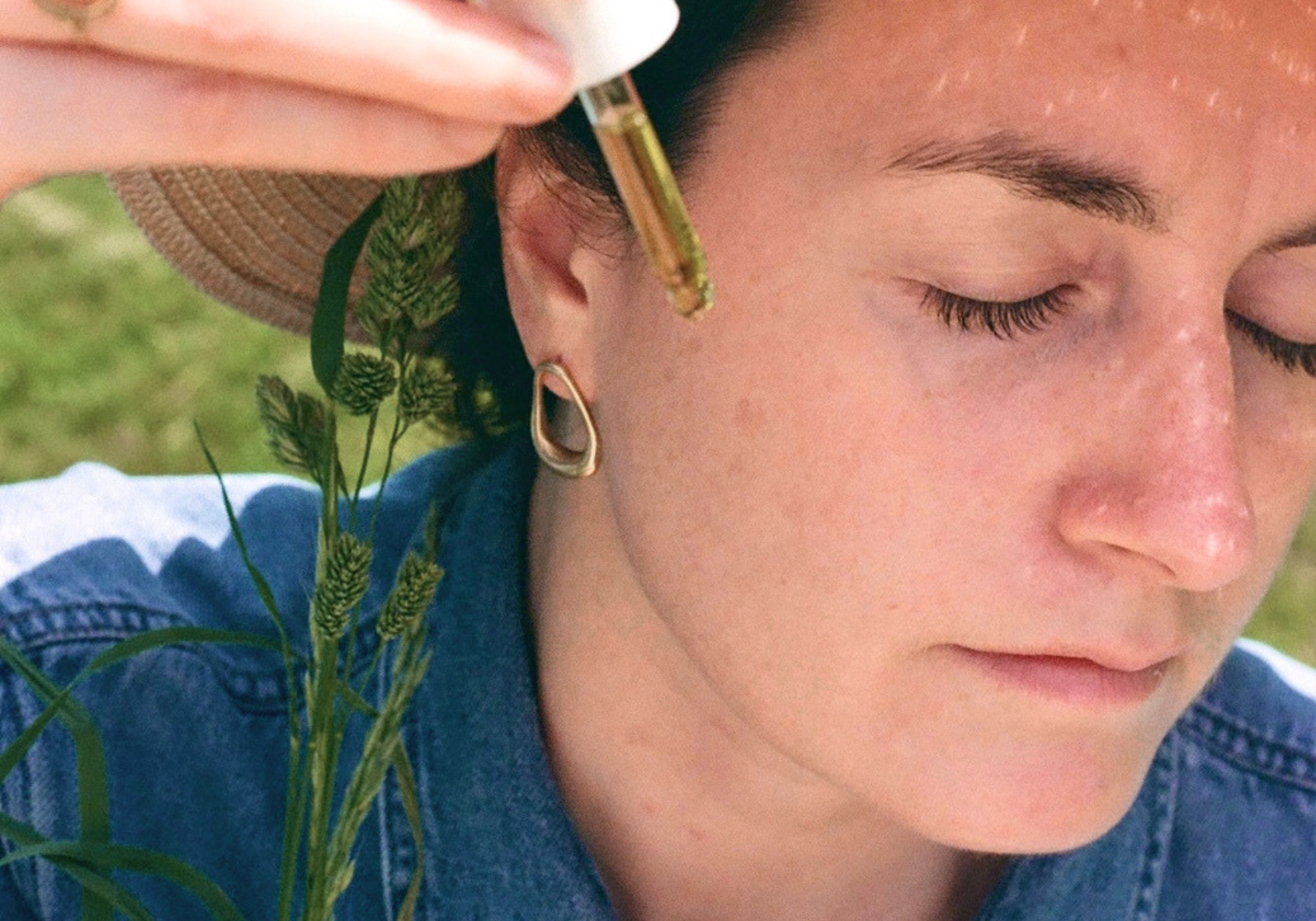 How to nurture your skin barrier through the heat?
