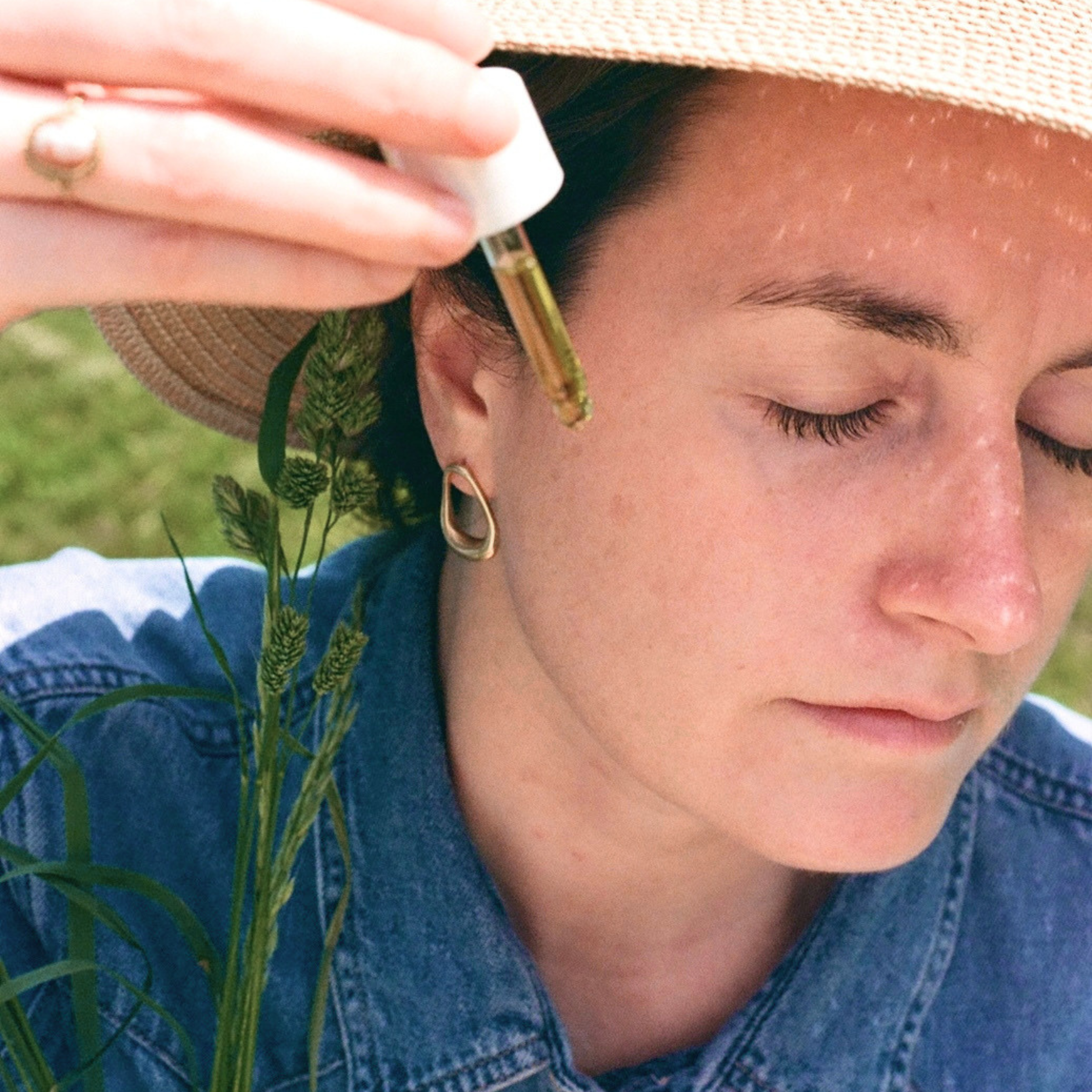 How to nurture your skin barrier through the heat?